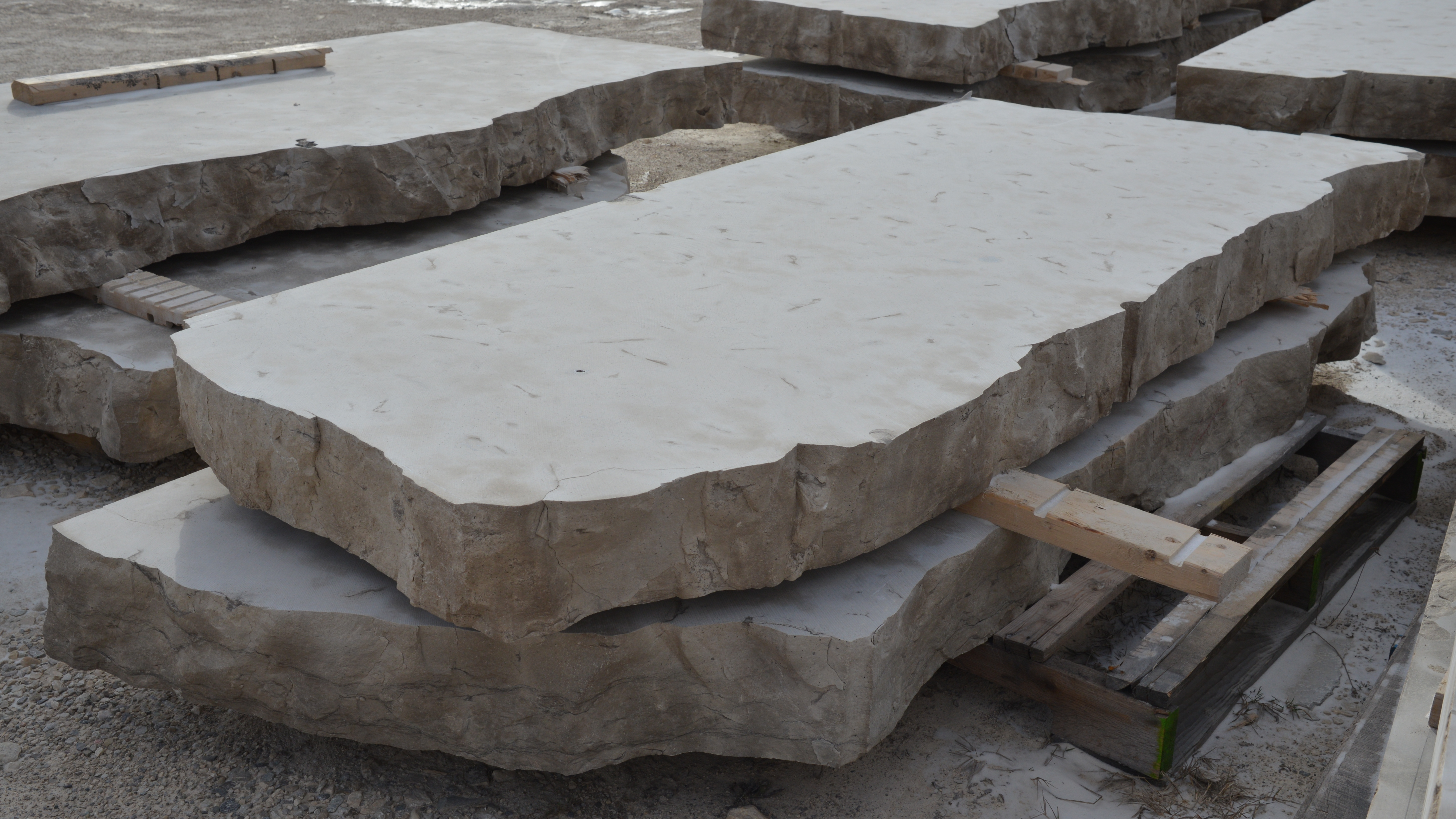 Big Island Quarries Inc. Eramosa Marble Limestone based in Wiarton