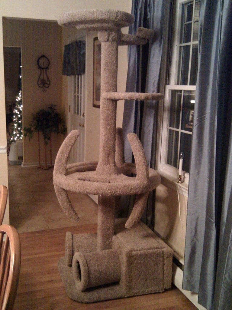 Star Trek Cat Tree For Trekkies With Cats Bit Rebels