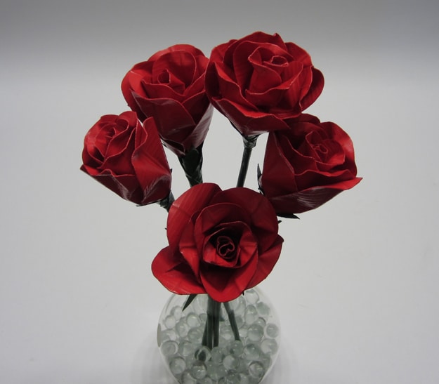 DIY Beautiful Red Roses Made From Duct Tape Bit Rebels
