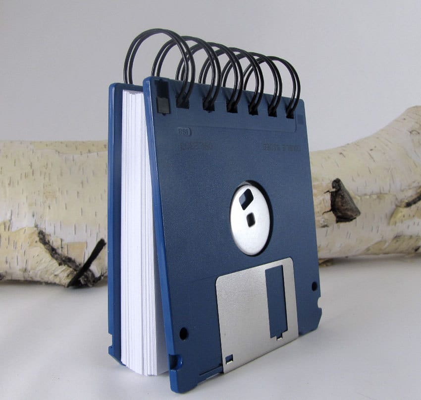 Simple Recycling Turns Old Floppy Disks Into Retro Notepads