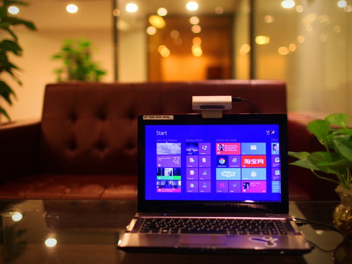 Haptix Turns Anything Into A Multi Touch Surface Instantly Bit Rebels
