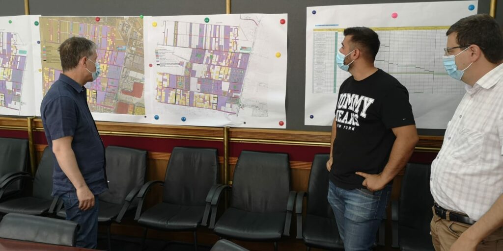 Tarifele sunt în jur de 2,19 lei/km. Video Ratbv Introduce De Miercuri Primele Autobuze Pe Linia 2b Care Va Asigura Transportul In Comun Din Noul Tractorul CÄƒtre Livada PoÈ™tei Biz Brasov