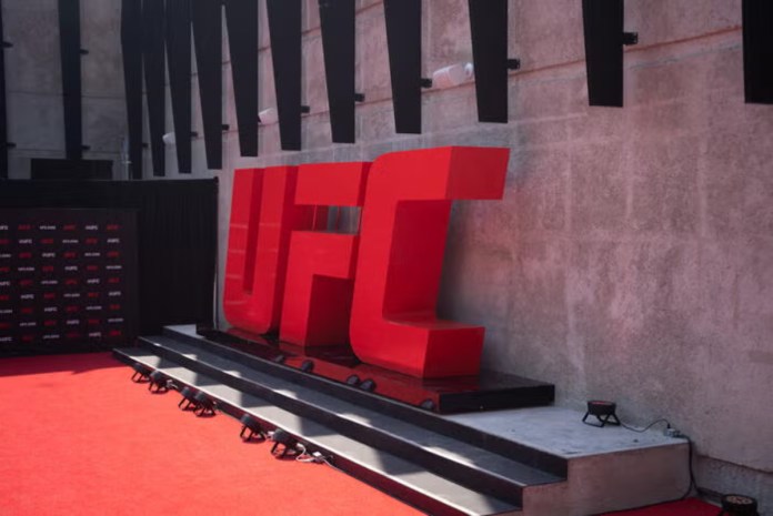 El luchador de UFC Des Moines se retiró de la tarjeta después del extraño accidente en UFC Performance Institute