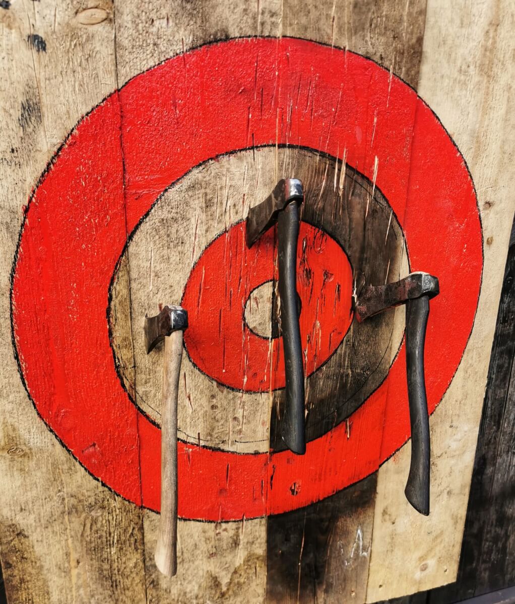 Throwing axe day Course Blackberry