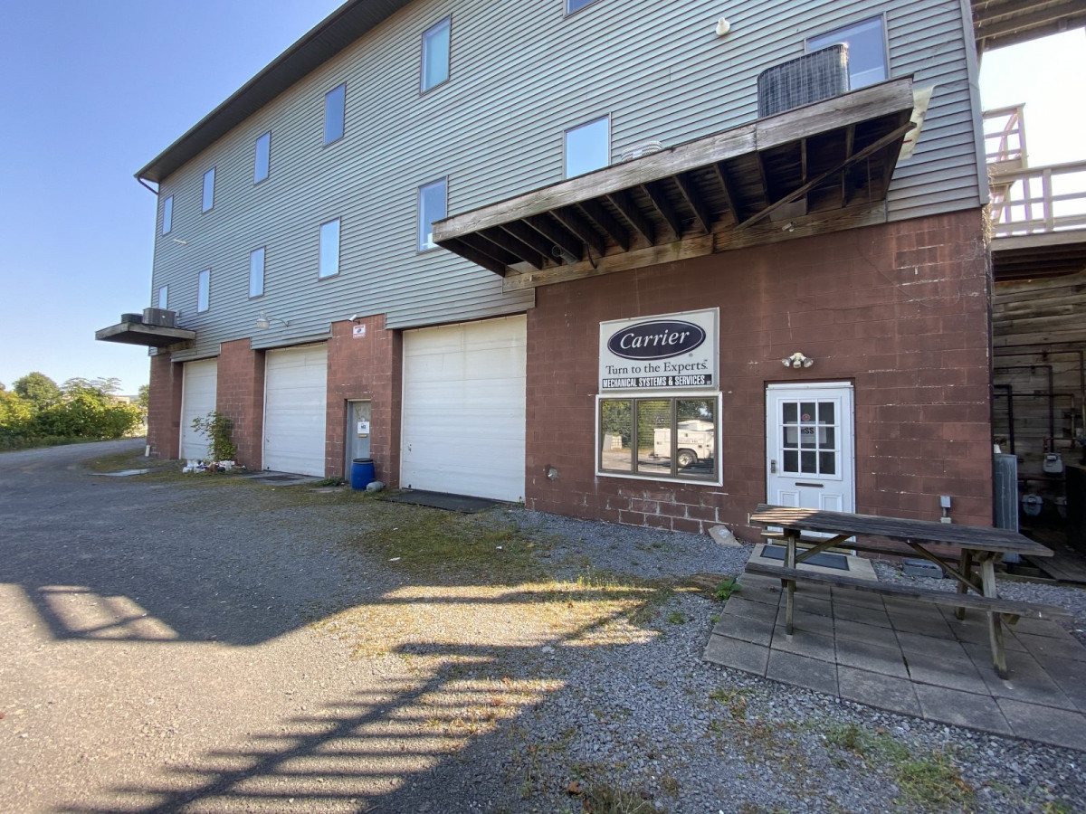 Q4 2021 240 Scott Avenue, Unit 6 WV Black Diamond Realty