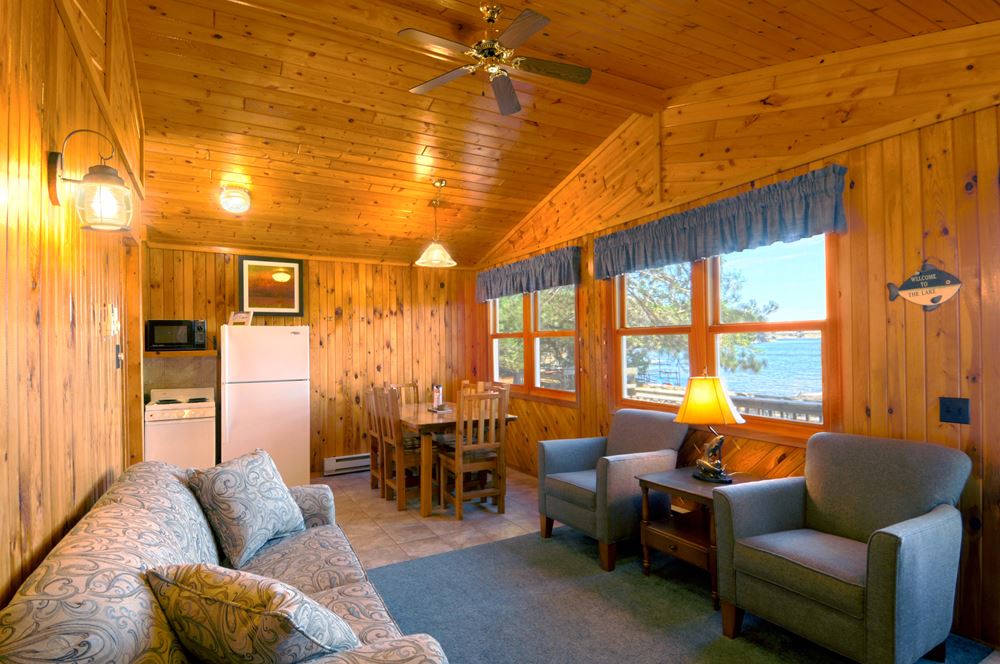 sc04b Black Pine Beach ResortBlack Pine Beach Resort