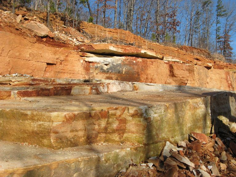 Saint Louis and Southern Illinois Natural Landscaping Stone Supplier