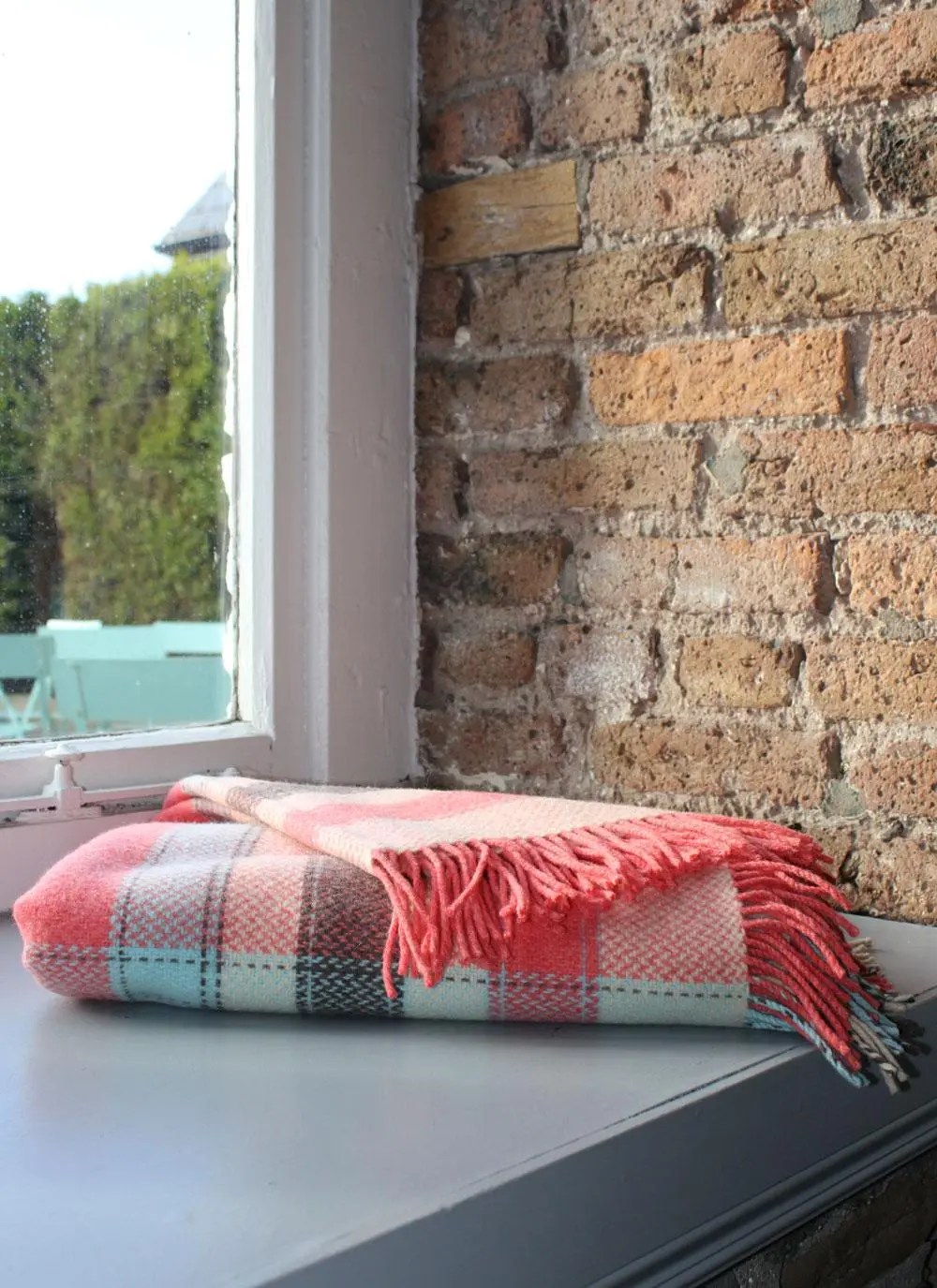 Wool Cashmere Throw Coral Pink Blarney