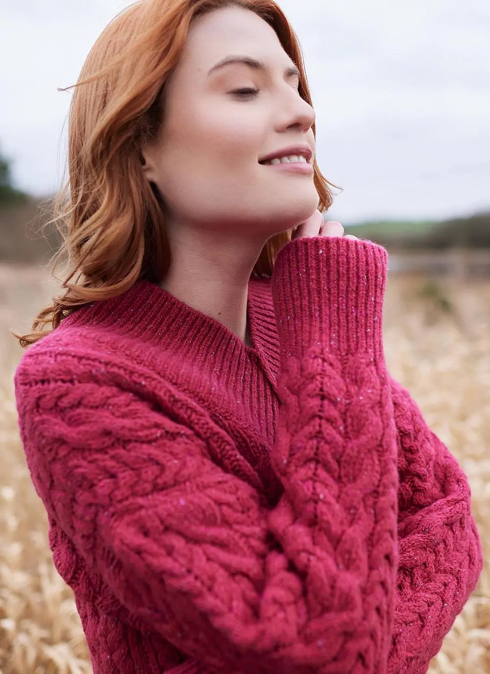 Mill Lane Cashmere Blend VNeck Cable Sweater Blarney