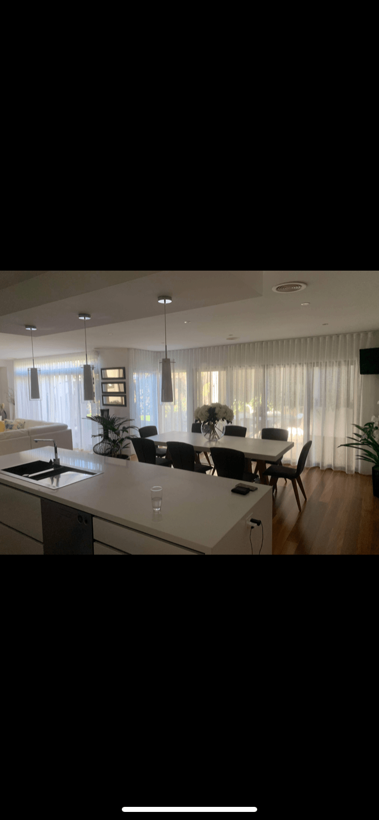 Curtains, sheer drapes, and pleated blinds Geelong