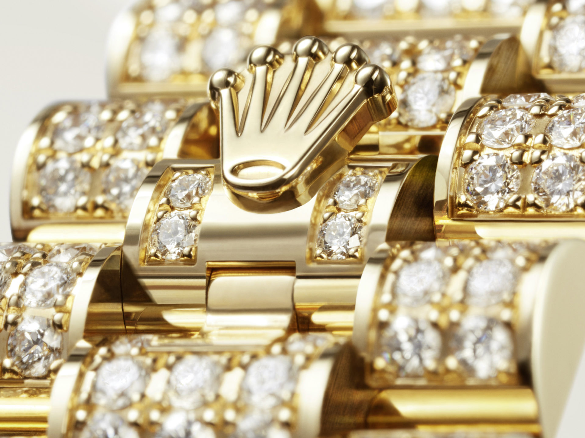 How can I get a job at Rolex in 2022? Mintly