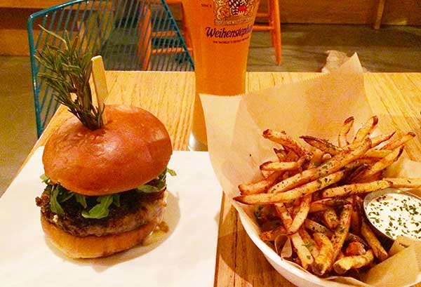 Where To Find The Best Burgers In La Blogger At Large