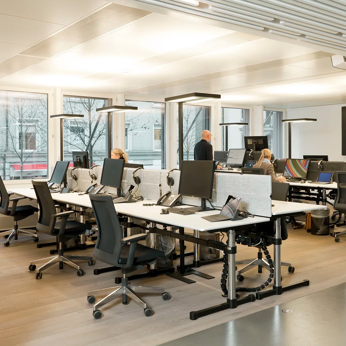 USM Kitos anpassungsfähiger Arbeitsplatz