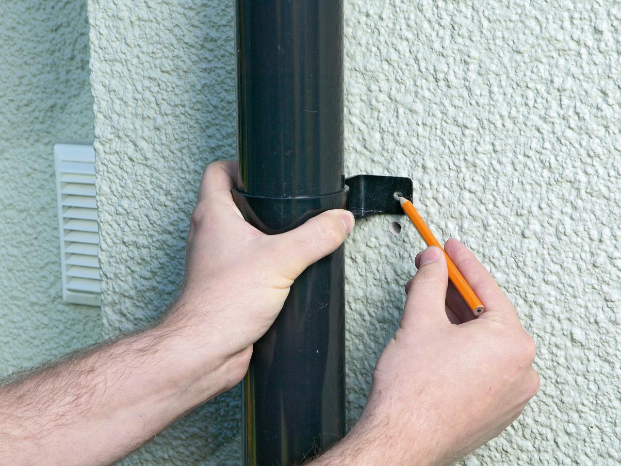 5 DIY Gutter Repair Tips Anyone Can Do Learn from the Pros