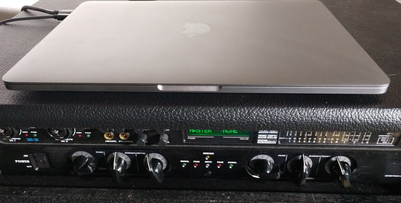 How To Put Laptop Into Clamshell Mode at Thomas Buchanan blog