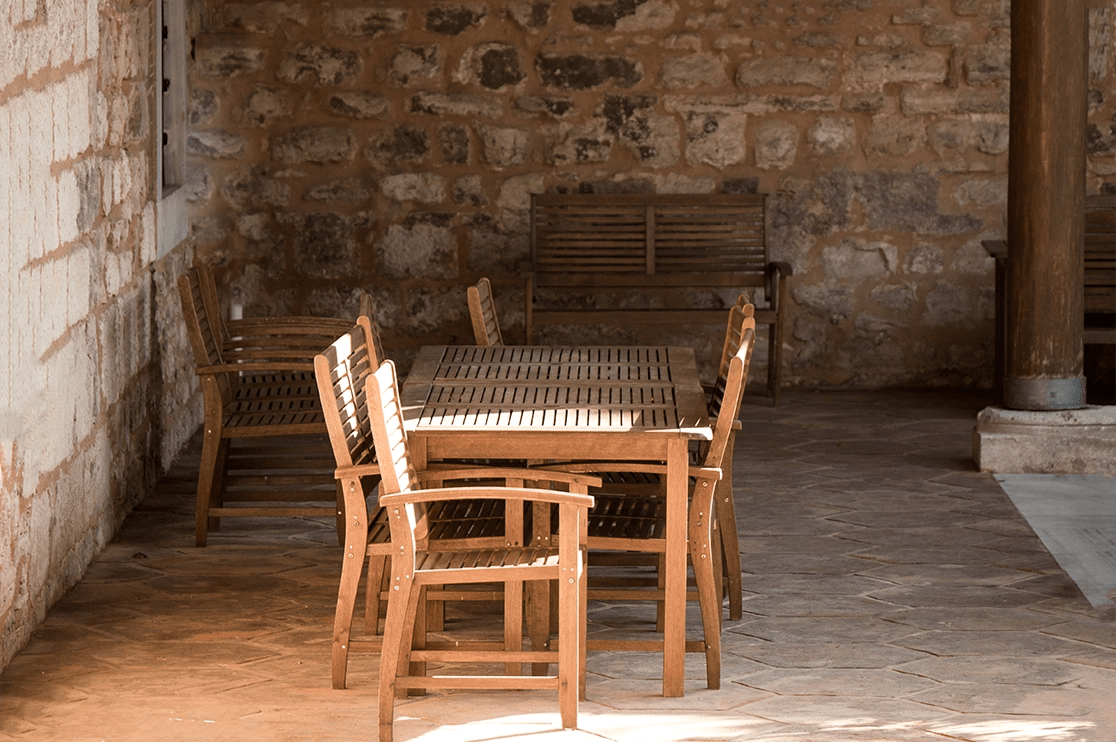 The word ‘chair’ comes from the Latin ‘cathedra’, the seat of a