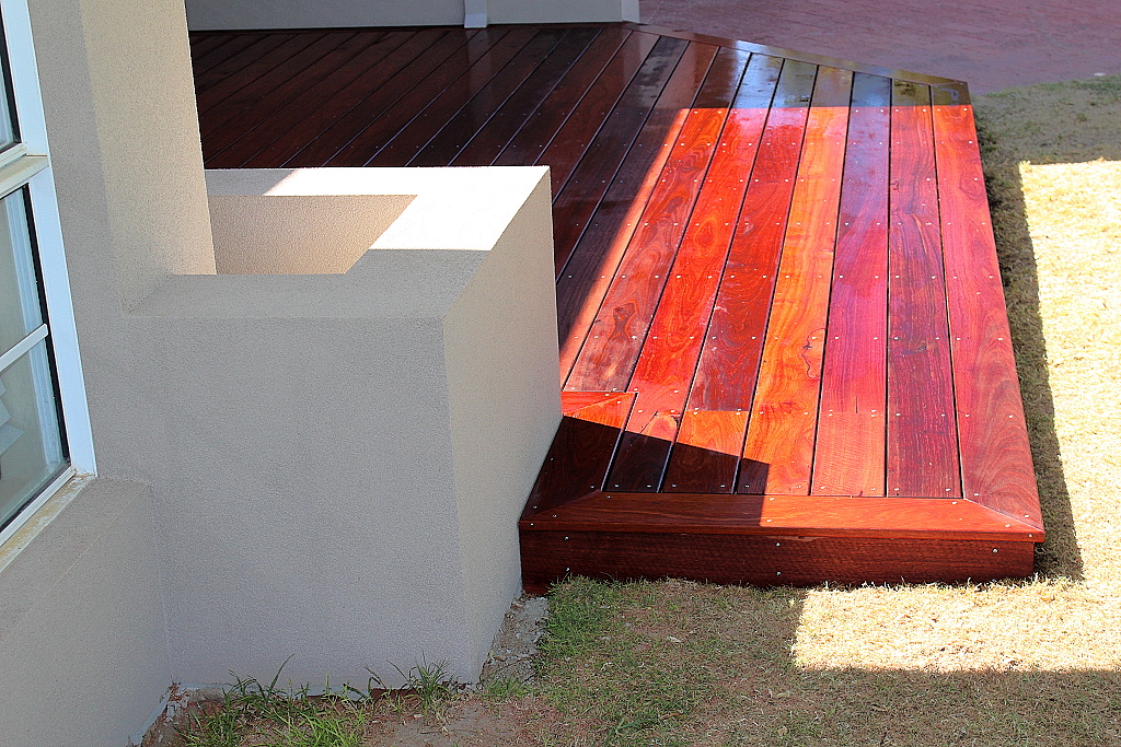 Jarrah Timber Decking 1 Blue Sky Carpentry Perth