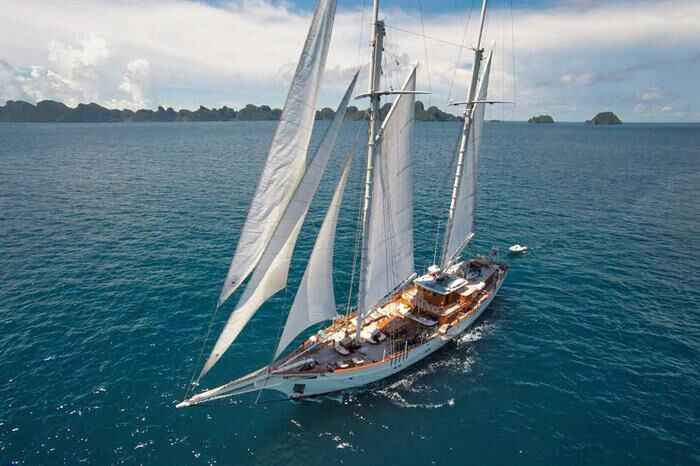 Mutiara Laut Liveaboard Indonesia Reviews & Specials Bluewater Dive