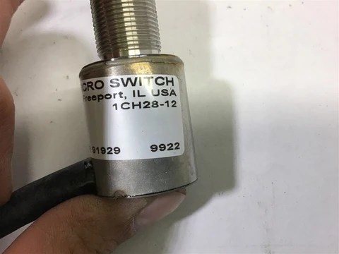 MICRO SWITCH MFR 91929 1CH28-12 – BME Bearings and Surplus