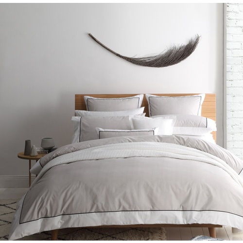 Hotel Linen Quilt Covers Essex Stone