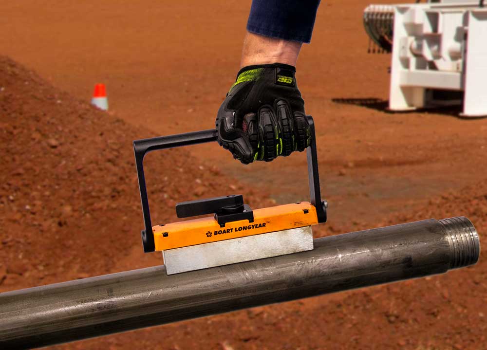 Eliminate pinch points when handling rods with our rod lifter.