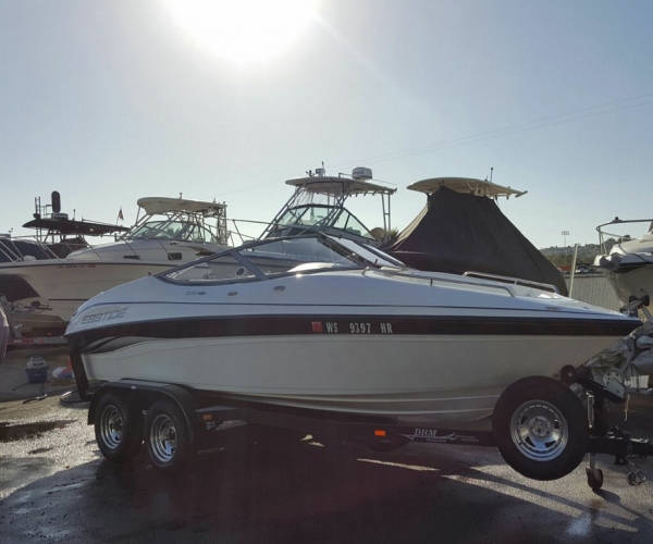 2006 Ebbtide 200 Bowrider Power boat for Sale in Monarch Bay, CA