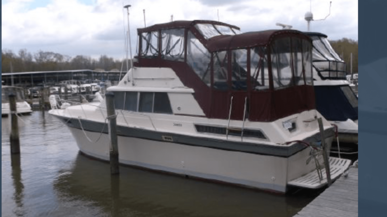 40 foot Silverton 40 Silverton Aft Cabin 40 foot 2015 Motor Boat in