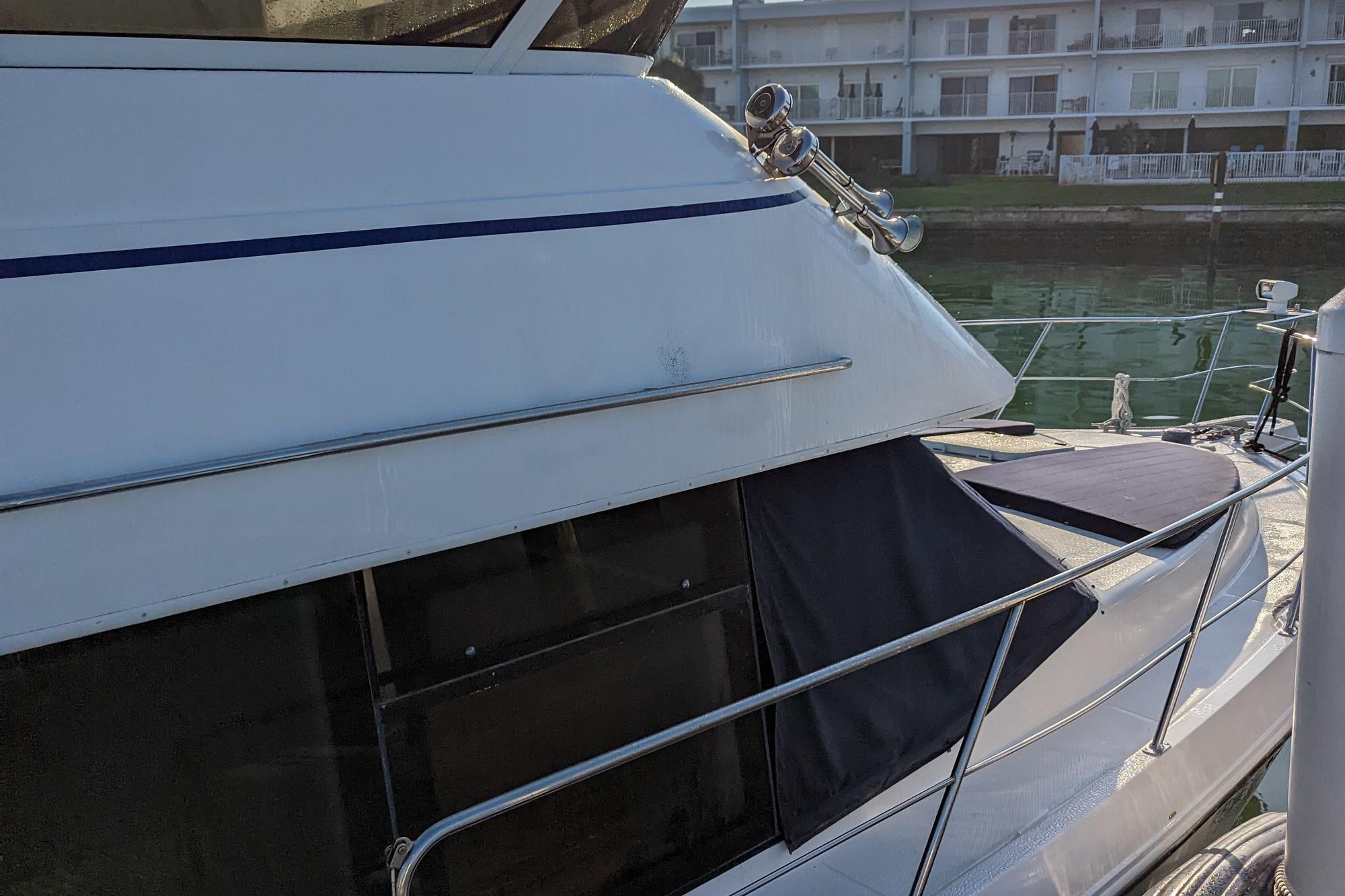 Caravelle Razor 258 Party Fish Boating World