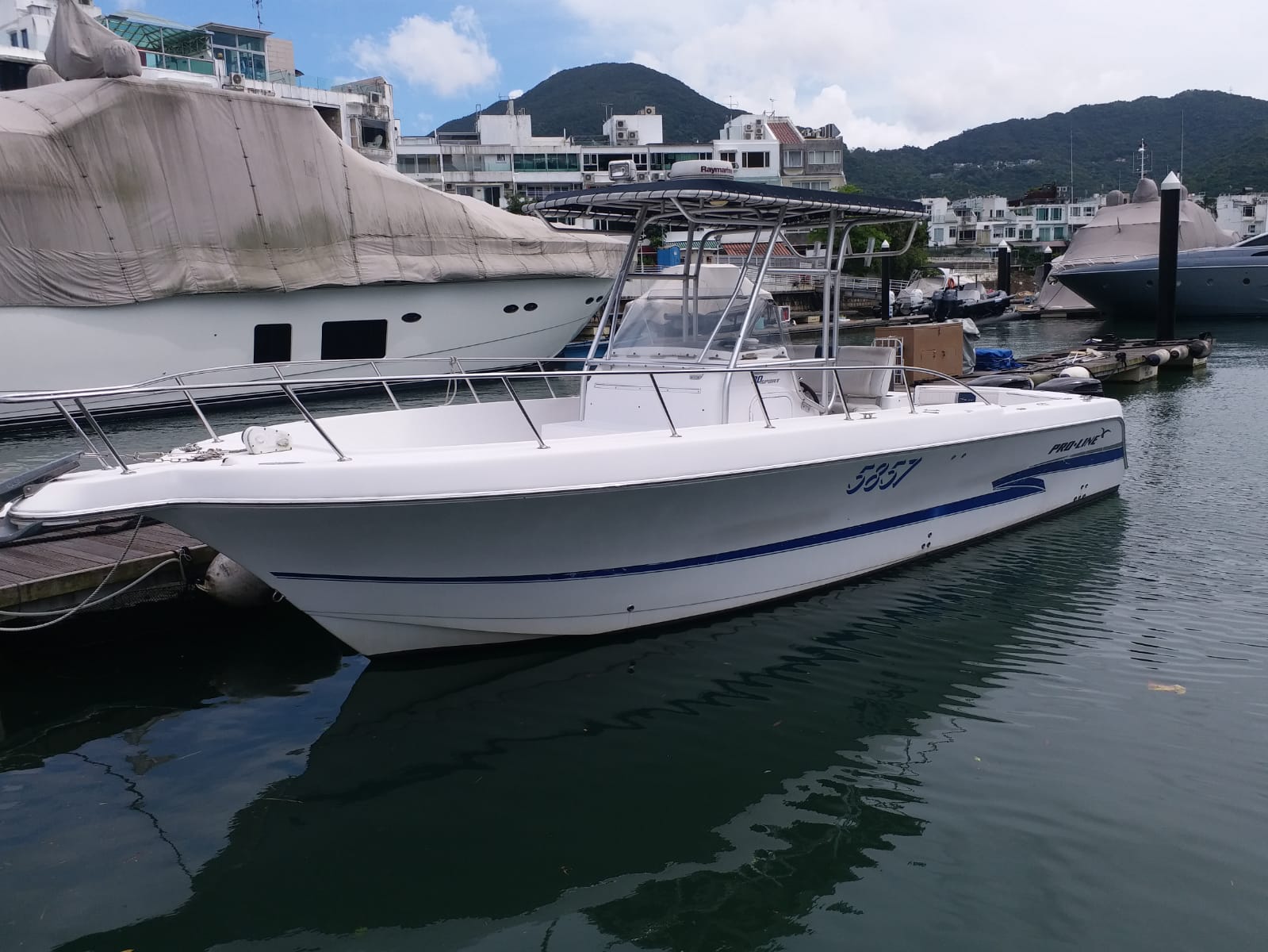 Boats & Yachts Ltd Hong Kong Boats For Sale Hong Kong Yachts For Sale Hong Kong Boat