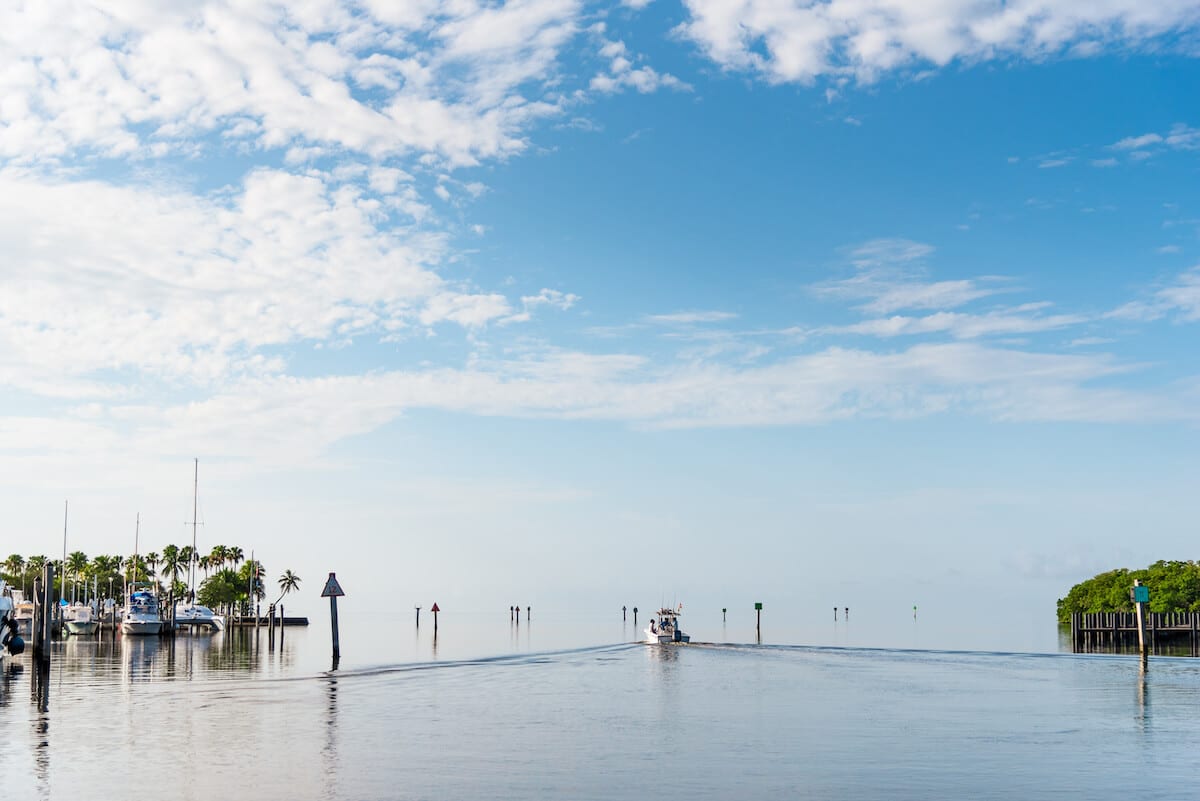 Channel Markers & Navigation Aids 3 Types of Buoys Boatsetter