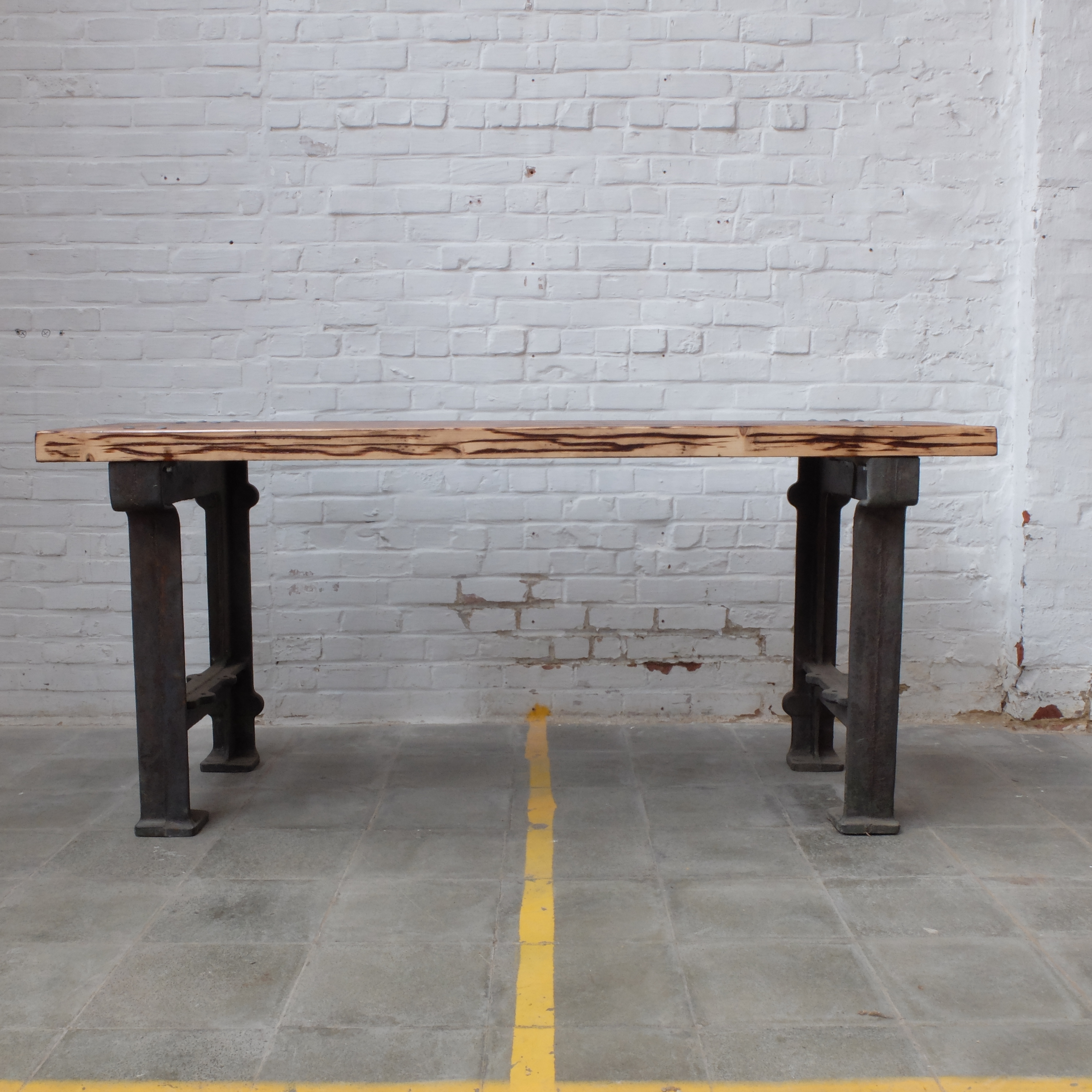 Massive Table | Bold Design