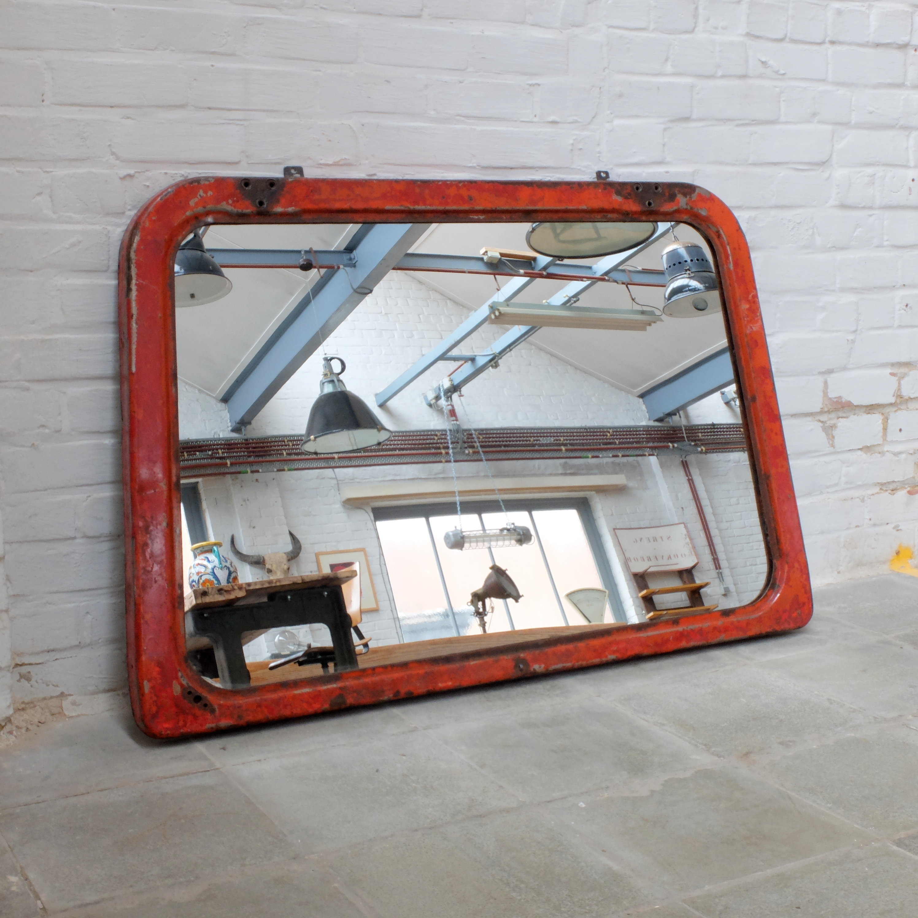 Industrial Mirror Bold Design