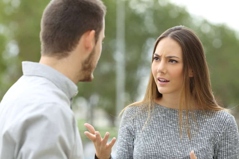 Deceptive People Do These Things When Theyre Hiding Something