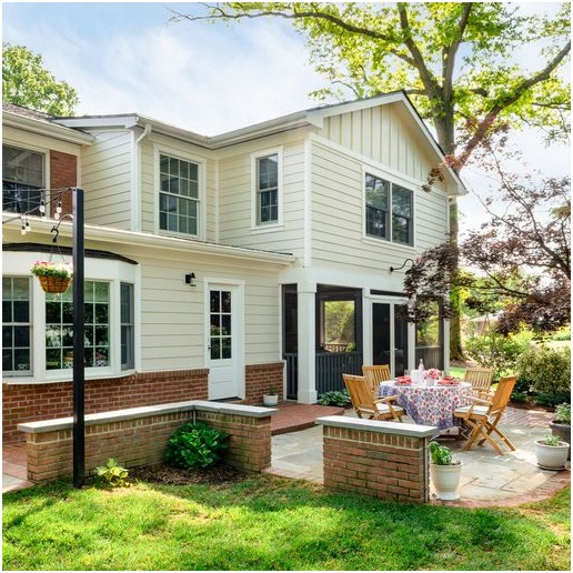 Villamay neighborhood of Alexandria Bolt Built