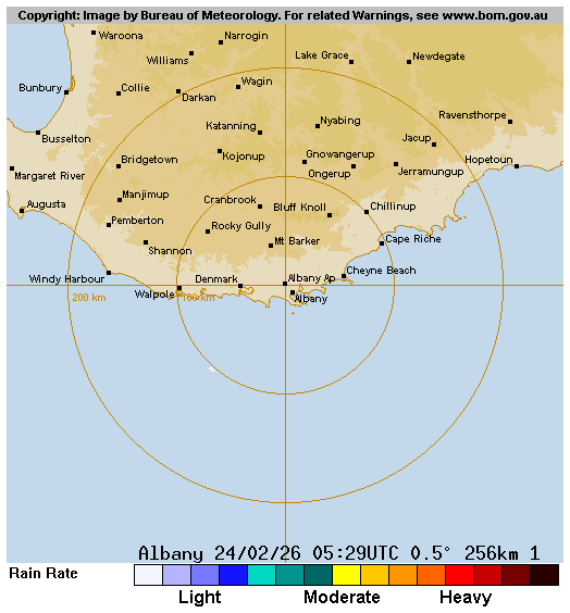 256 km Albany Radar
