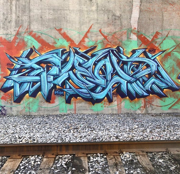 DOWN (Brooklyn) Graffiti Writer Spotlight Bombing Science