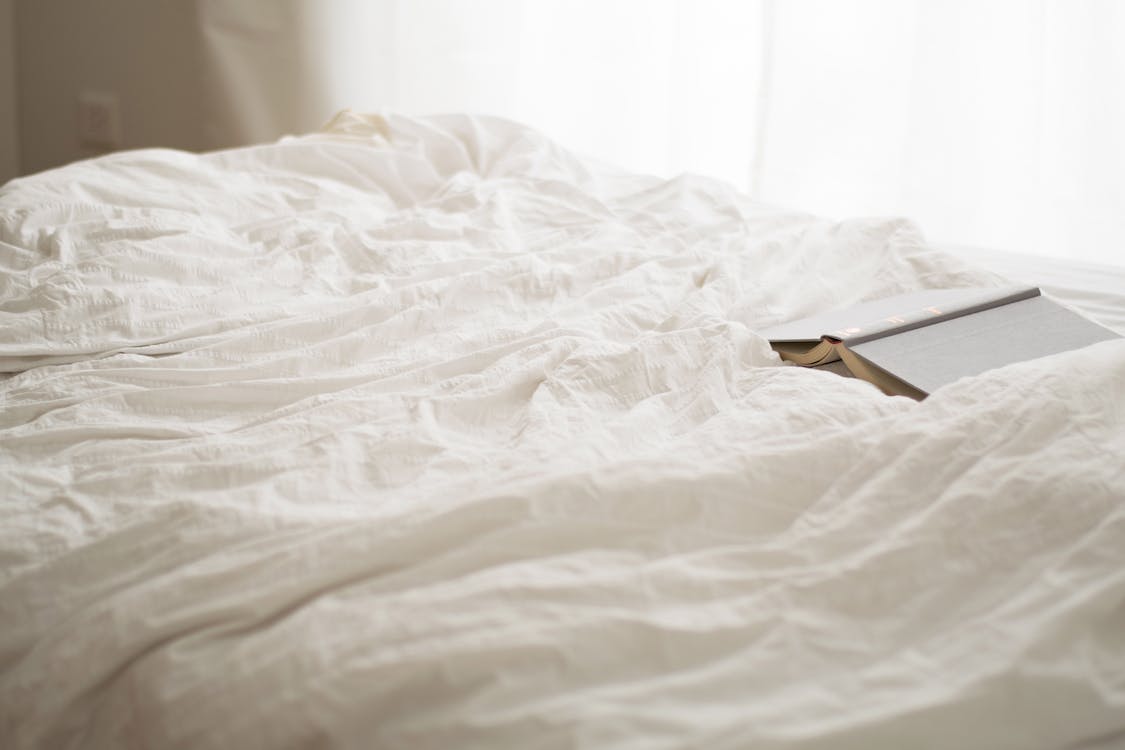 How often should you change your sheets and why Bona Magazine