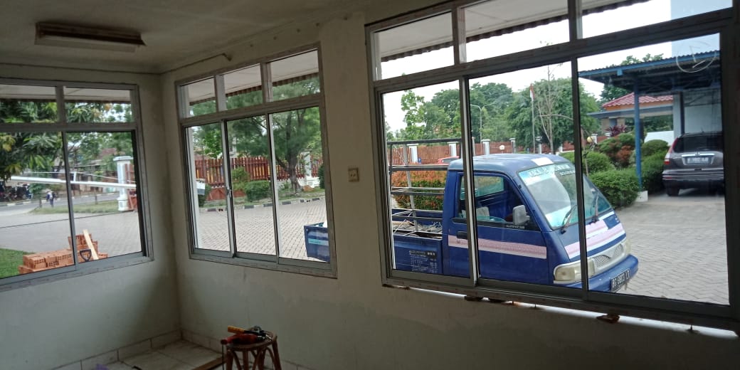 pemasangan jendela kaca Bonafide