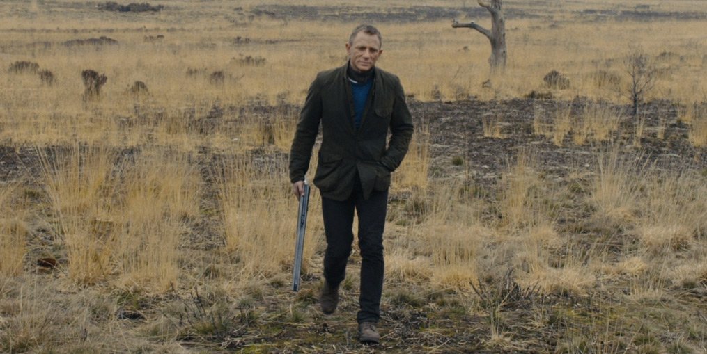 Poll Should Bond have worn a tweed jacket for Skyfall's climax? Bond