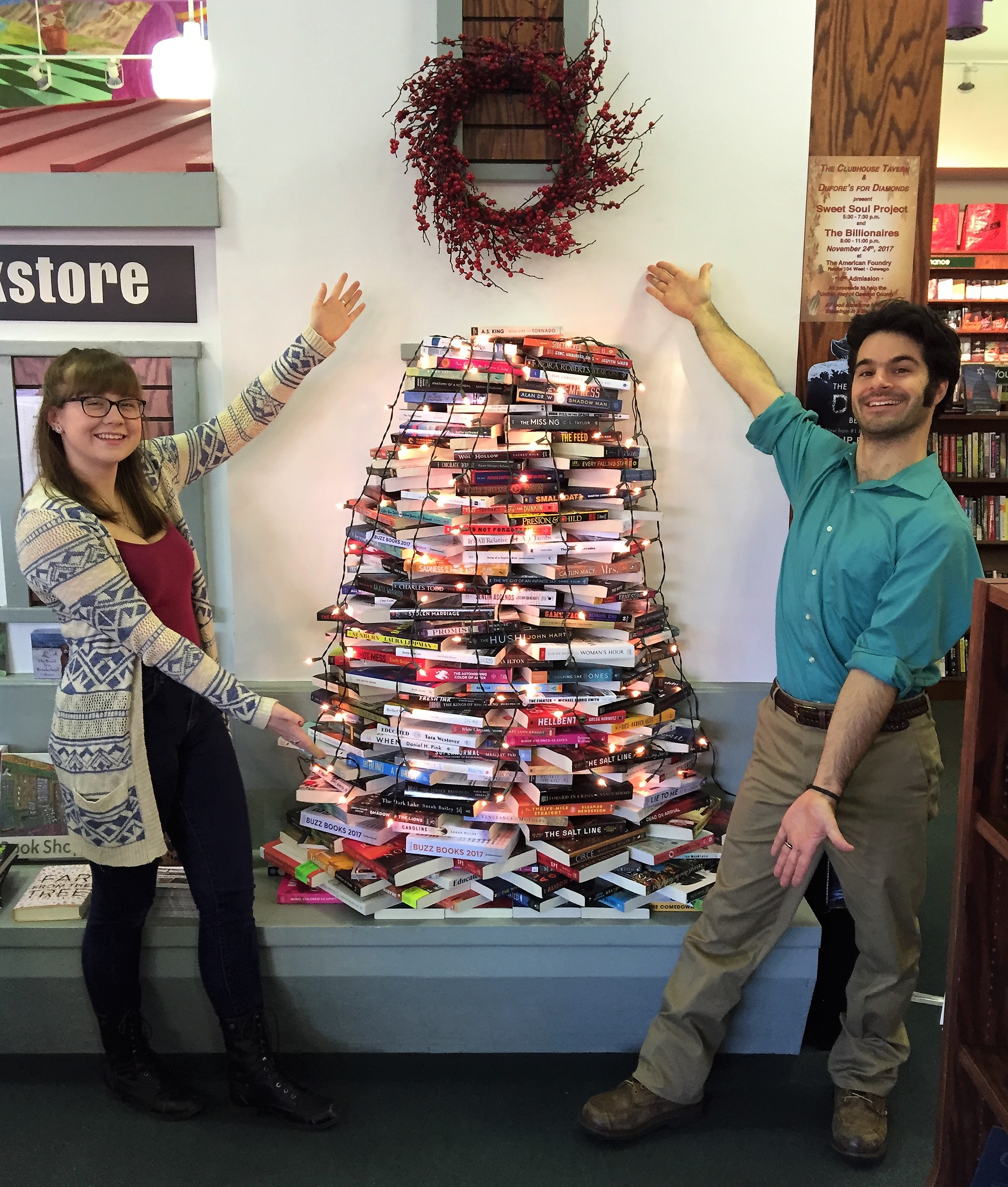 Shop Local Spirit Drives Customers to Indie Bookstores Over the