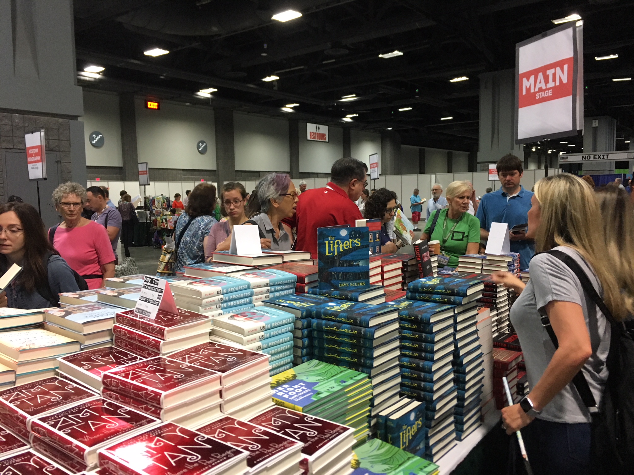 Politics & Prose Sells a Record 17,000+ Books at 2018 National Book