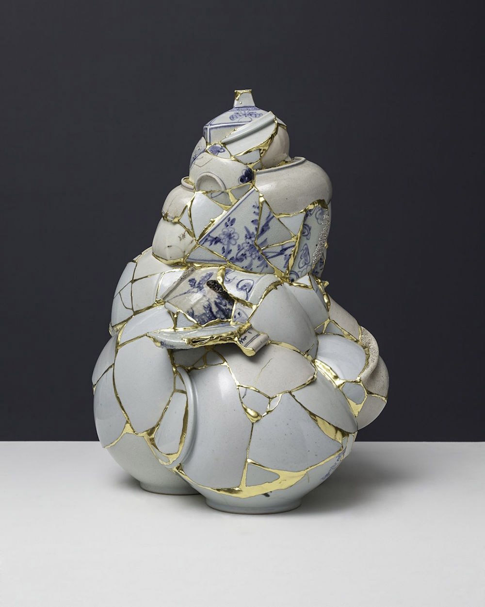GoldFused Sculptures Made From Remnants of Shattered Porcelain