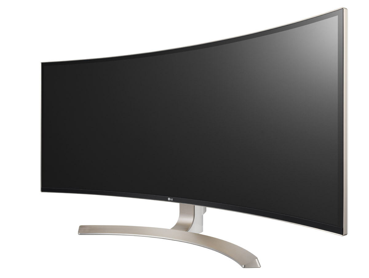 LG Celebrates New 38″ 38UC99 UltraWide Monitor with Creative