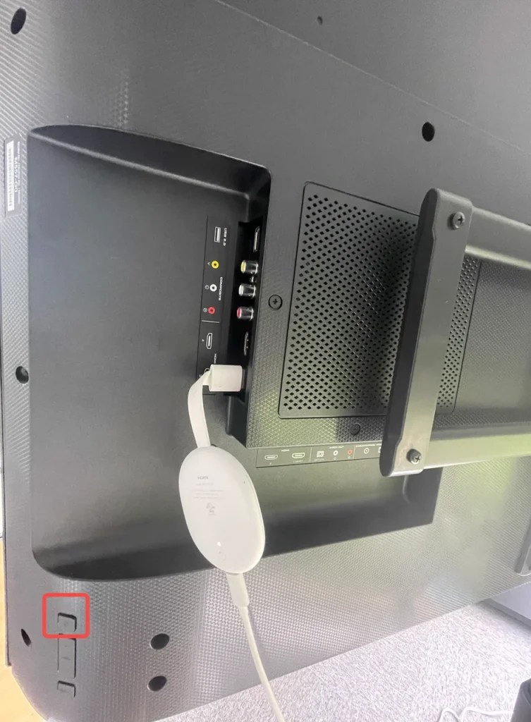 How to Turn on Vizio TV Without Remote in 2023 [Top 5 Solutions]