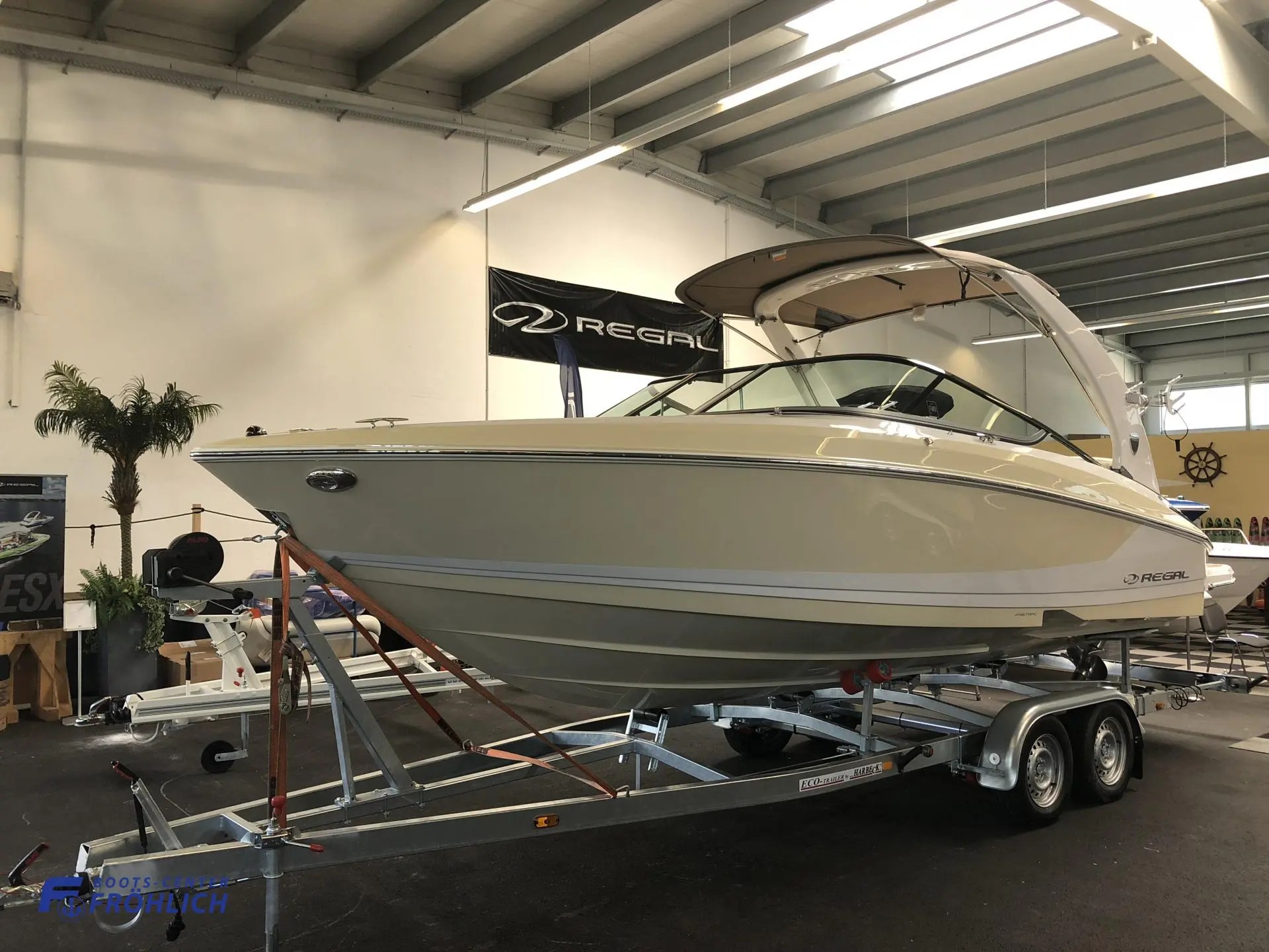 Regal 2300 RX Surf (13) BootsCenter Fröhlich Lindau Bodensee