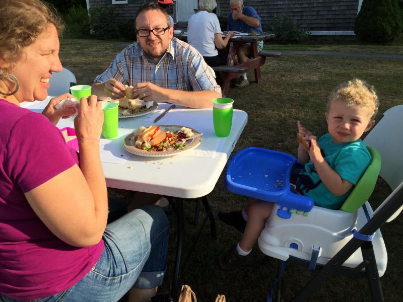 Newcastle church supper fills clubhouse, picnic tables Boothbay Register