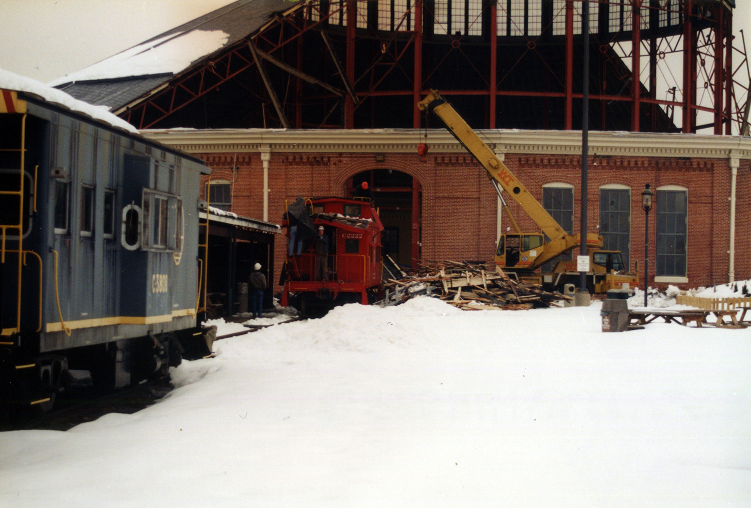 B&O C2222 Wooden Bobber Caboose B&O Railroad Museum