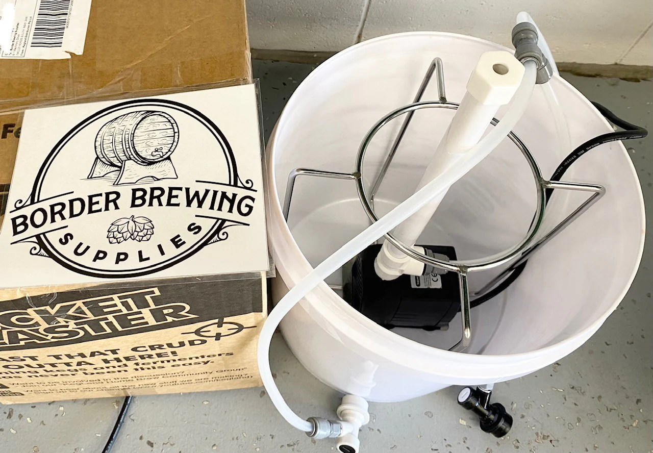 Bucket Blaster Keg and Fermenter Washer Border Brewing Supplies