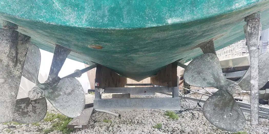 Inboard Vs. Outboard Motor What’s Right For You? Born Again Boating