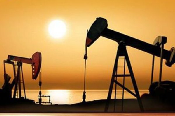 Brent petrolรผn varil fiyatฤฑ 53,69 dolar seviyesinde Borsatek